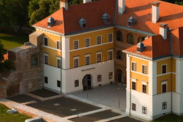 Palača najmoćnijih velikaških rodova – Dvorac Odescalchi